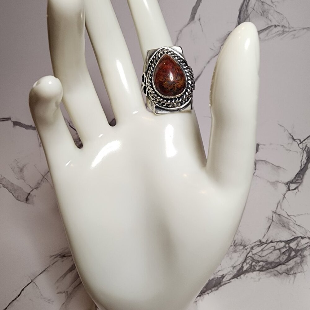 Vintage Silver Teardrop Stone Ring Size 10 - Picture 11 of 11